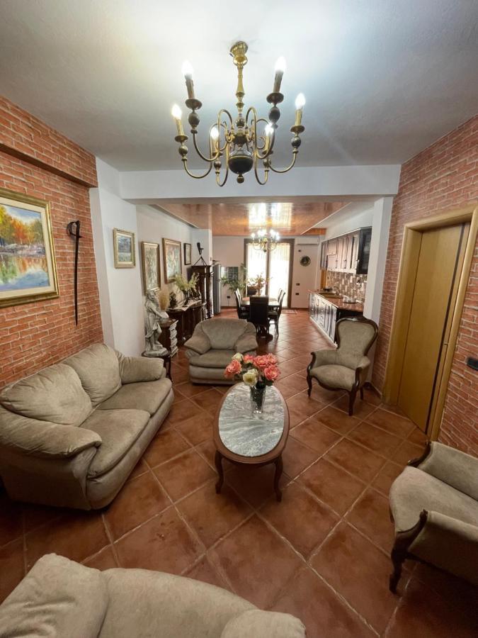 Venus - Cozy Apt With Terrace Vlore Exterior photo
