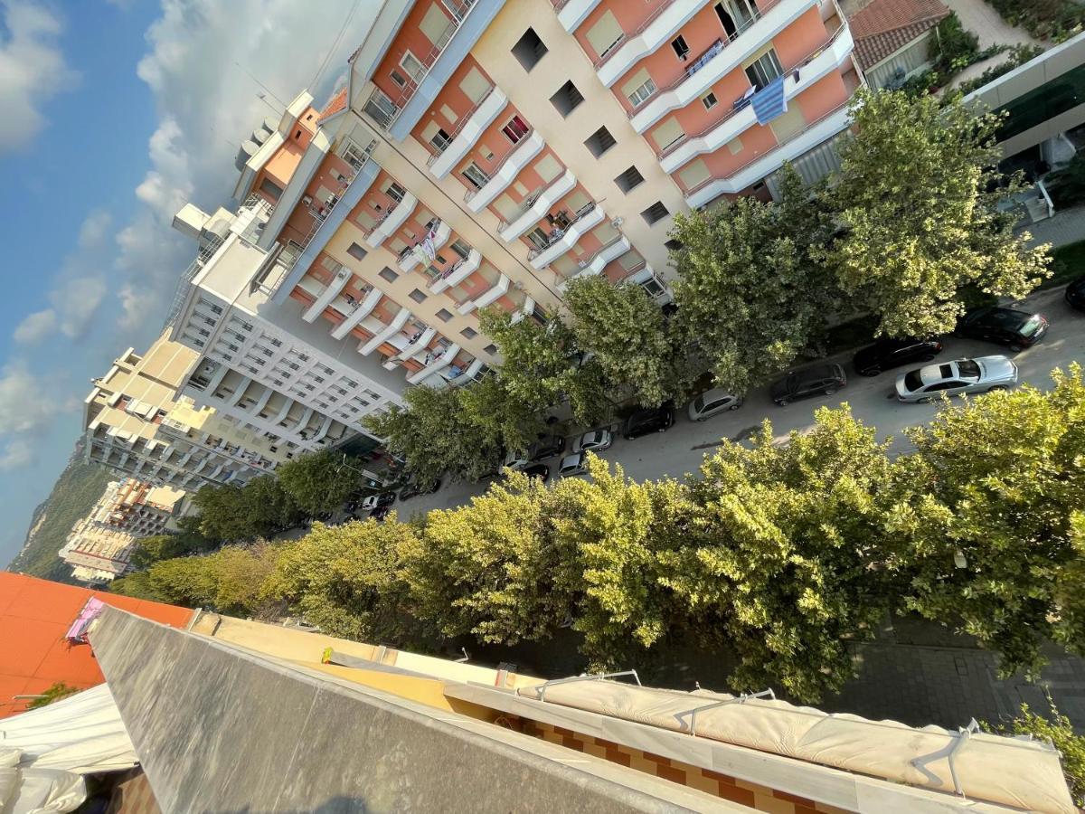 Venus - Cozy Apt With Terrace Vlore Exterior photo