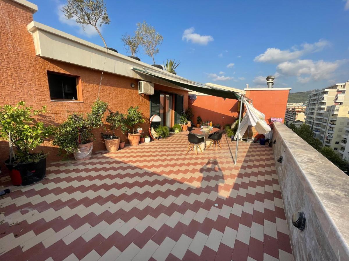 Venus - Cozy Apt With Terrace Vlore Exterior photo