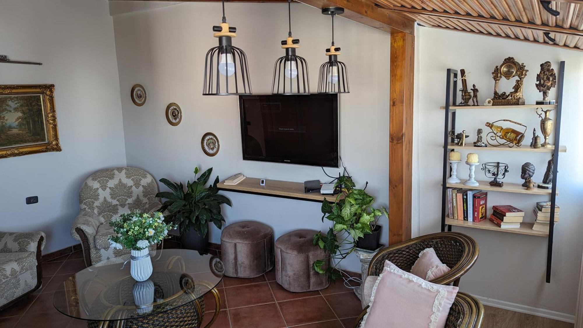 Venus - Cozy Apt With Terrace Vlore Exterior photo